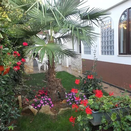 2 App For 3 Persons With 2 Terraces Near Beach&town アパート *