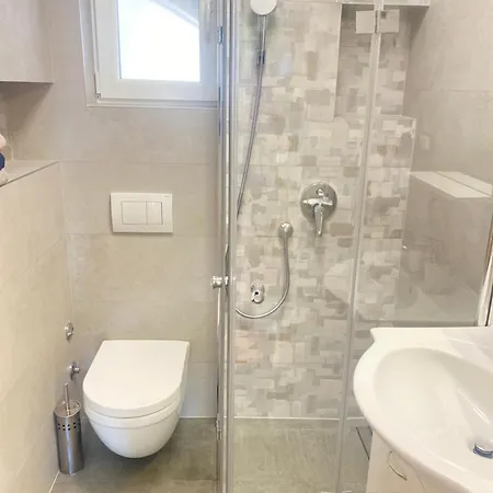 Apartment 2 App For 3 Persons With 2 Terraces Near Beach&town