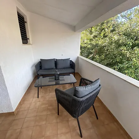 2 App For 3 Persons With 2 Terraces Near Beach&town Porec
