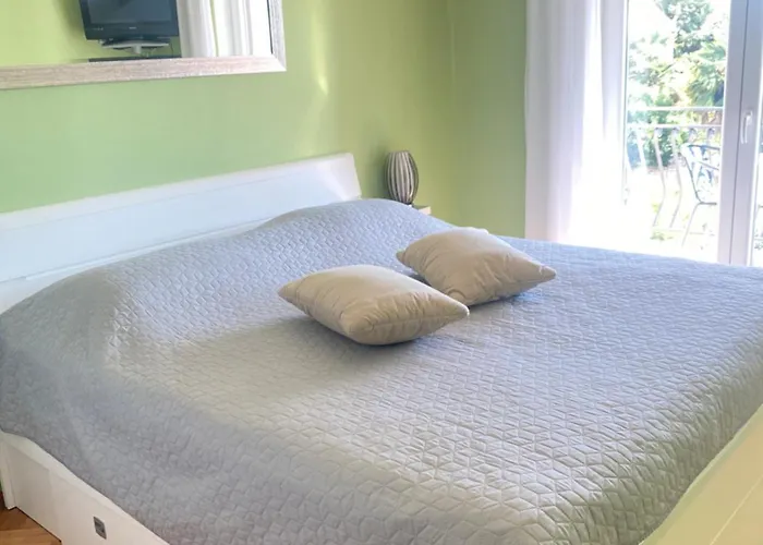 2 App For 3 Persons With 2 Terraces Near Beach&town 아파트